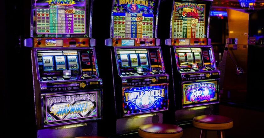 Win Big with Asian-Themed Casino Games